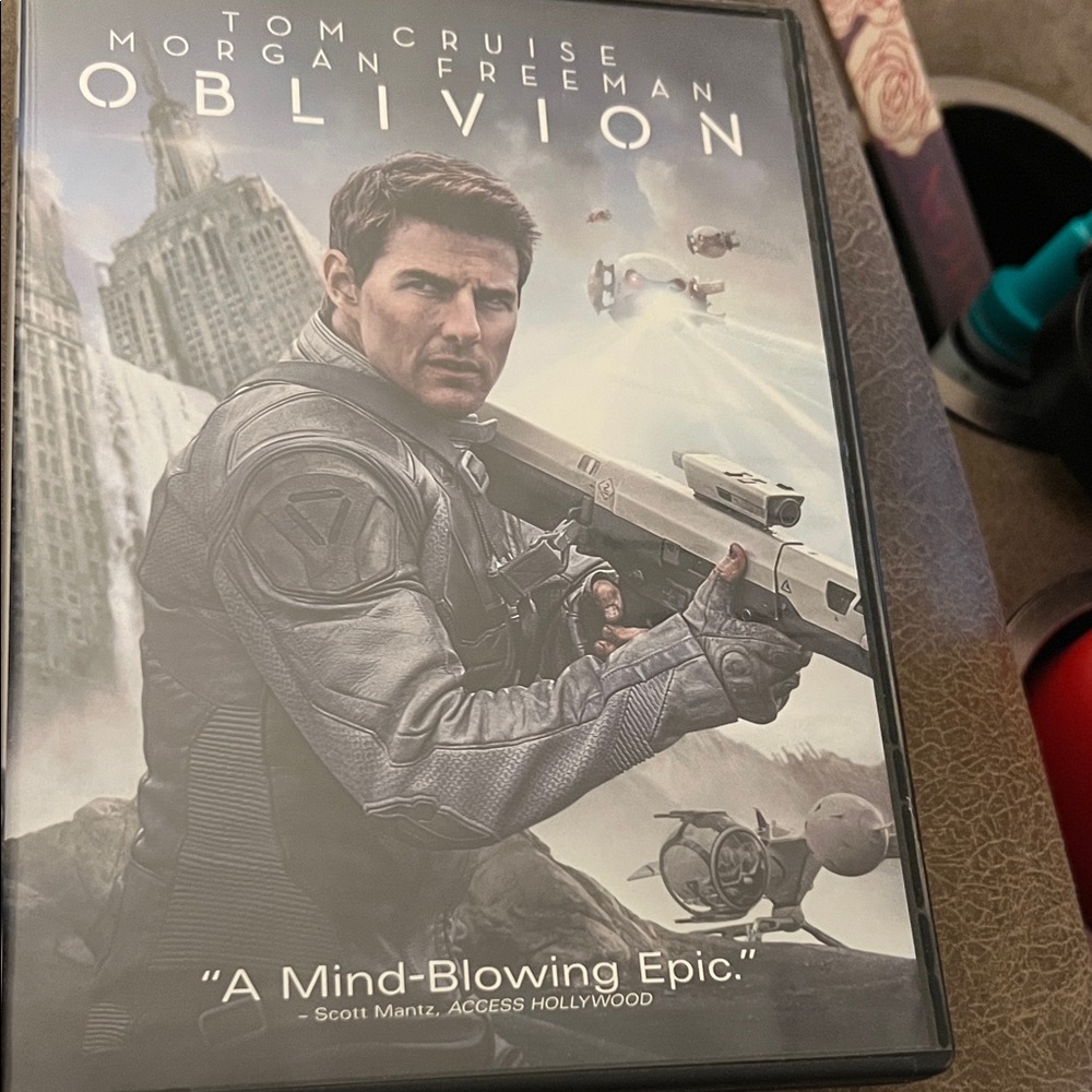 Oblivion DVD